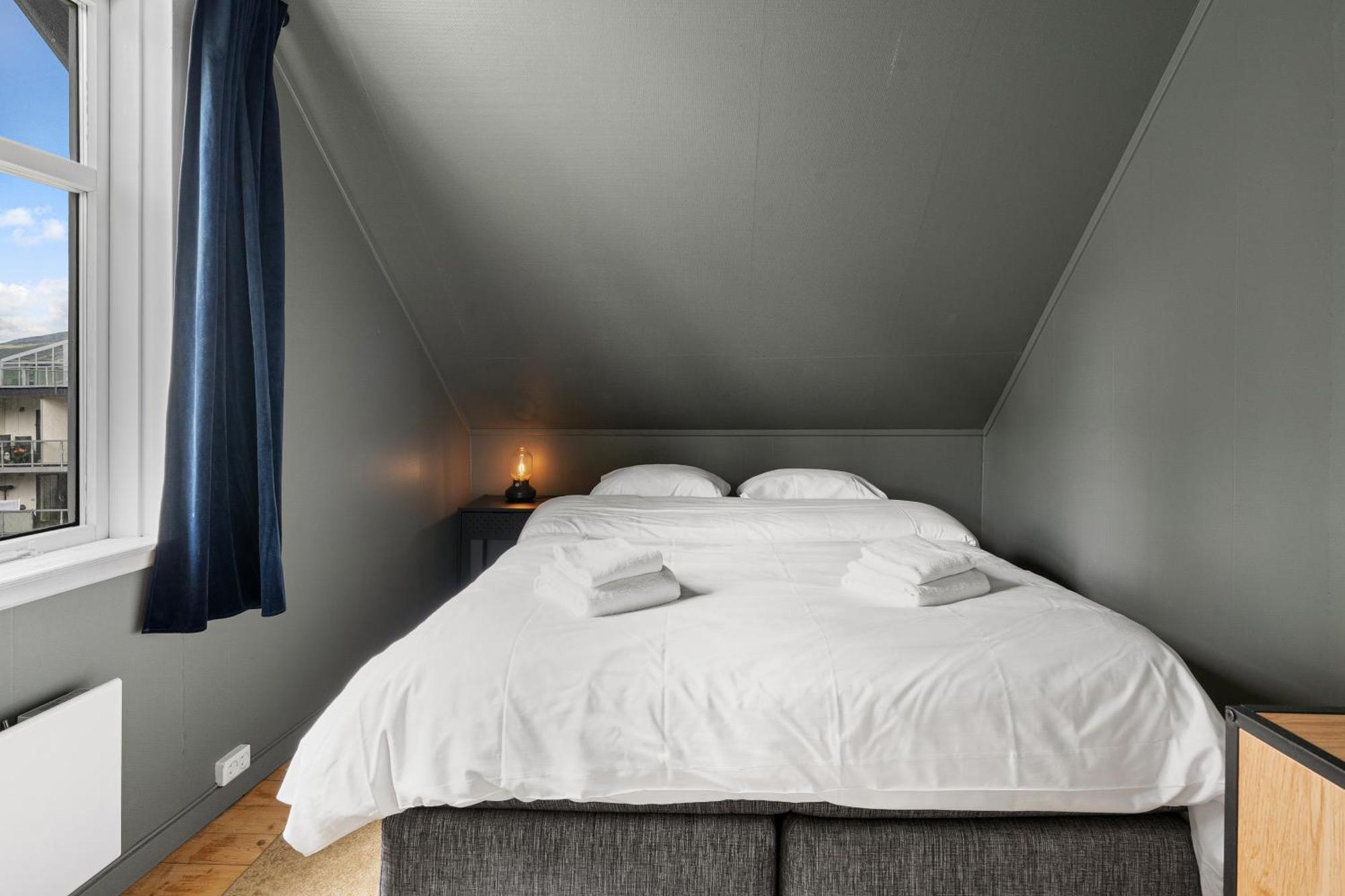 Apartment Arctic Homes - Historical House With View Tromso